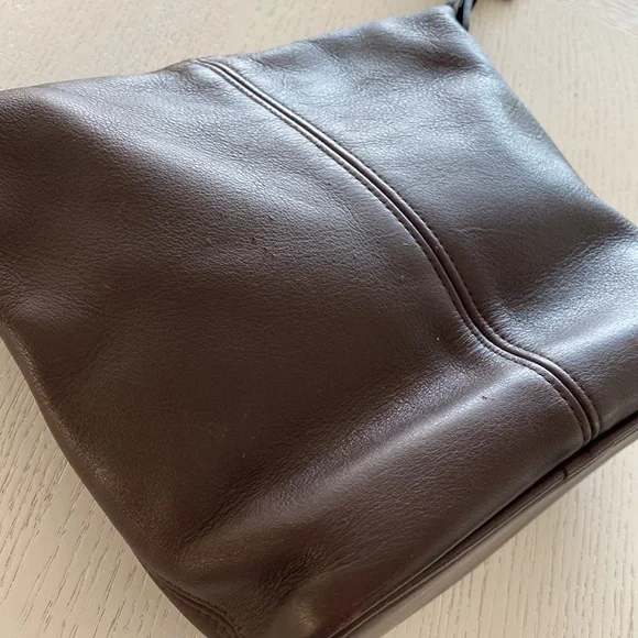 ⬇️ SPECIAL PRICE DROP ⬇️ Vintage COACH - Leather Handbag - Picture 5 of 11